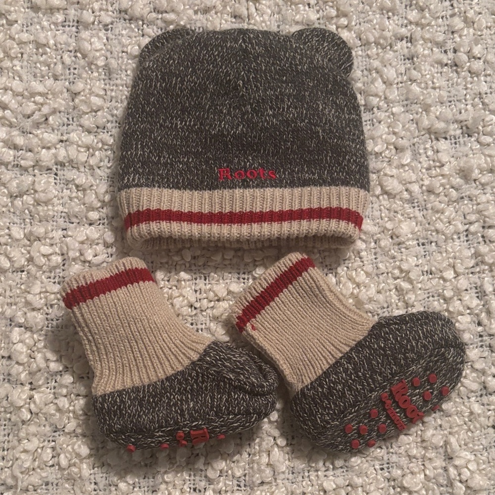 Roots Baby Hat and booties
